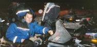 thumbs Dean on snowmobile safari jpg Dallas, Texas based Motivational Business Keynote Speaker in Ice Hotel, Sweden